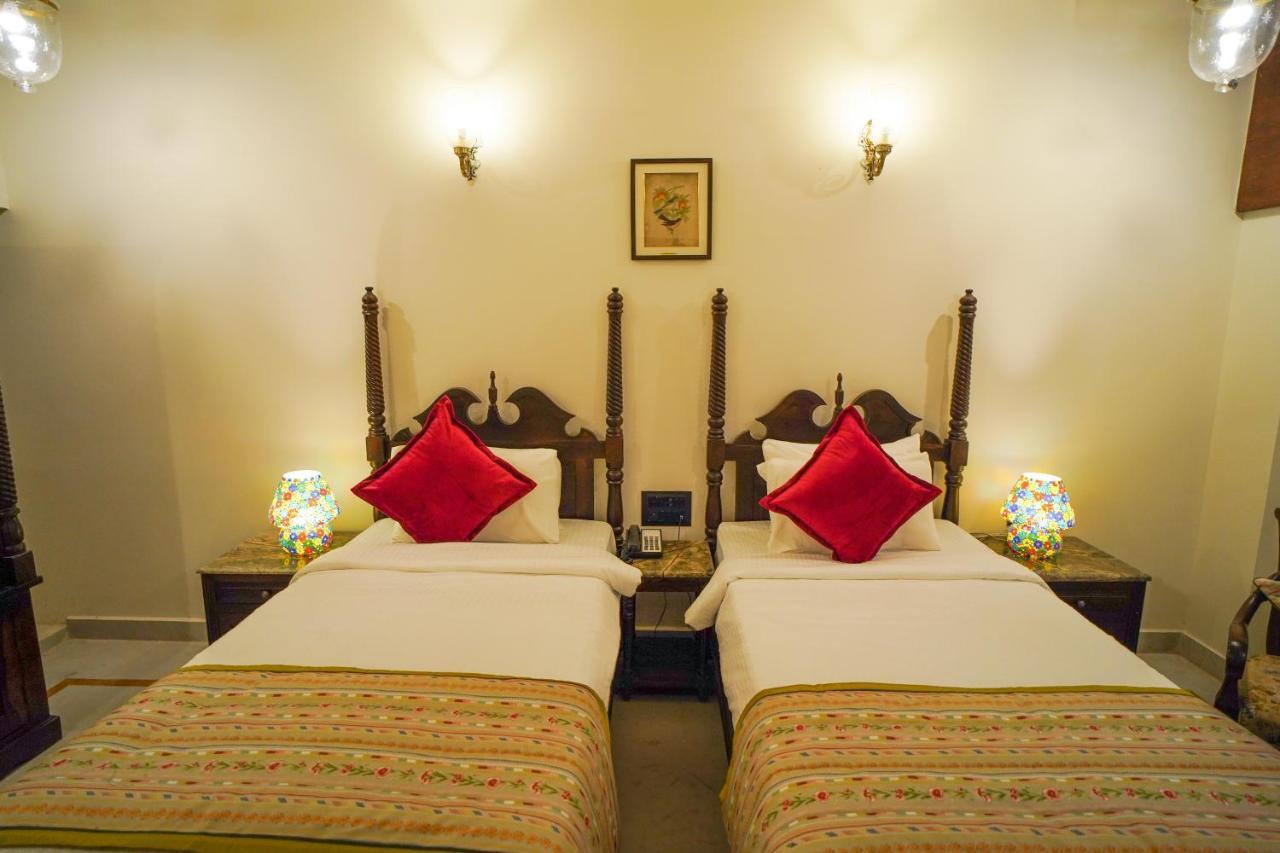 Hotel The Amar Mahal By Trulyy Udaipur Exterior foto